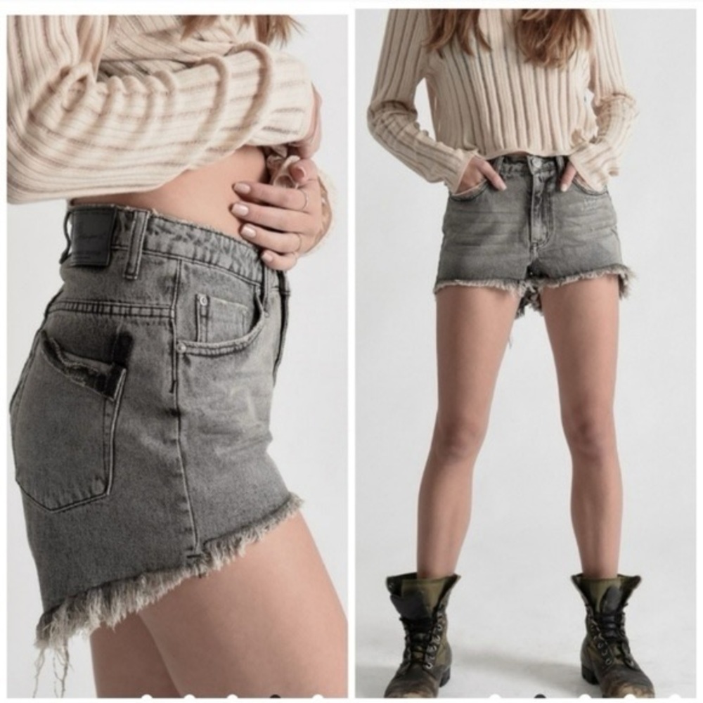 One Teaspoon High Waist Bonita Denim Shorts - Picture 1 of 11